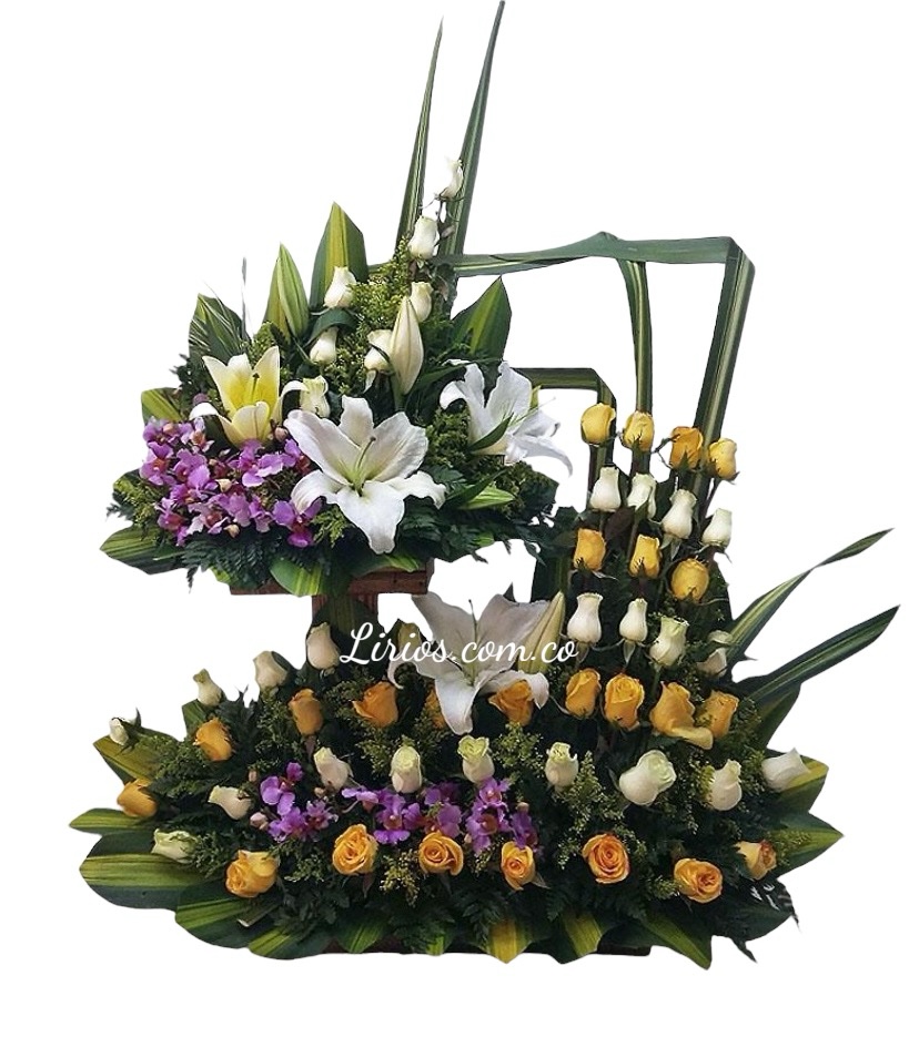 Rosas amarillas blancas y lirios flores en cali